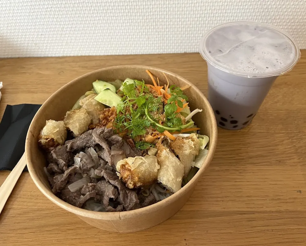 Bo Bun Boeuf À la Citronnelle